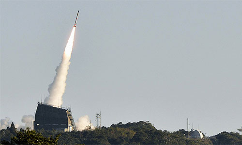 Japón lanza el cohete espacial más pequeño del mundo